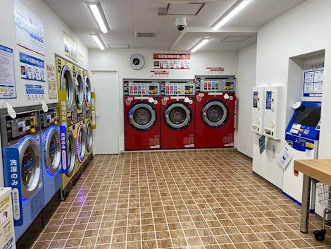 ピエロ552号浜風町店 | コインランドリー総合サイト LAUNDRICH（ランド