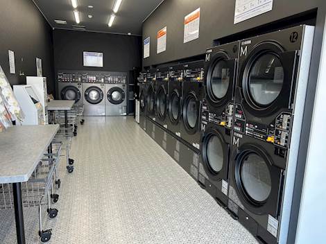 Spin Laundry Lab アクロスプラザ富士宮 | コインランドリー総合サイト