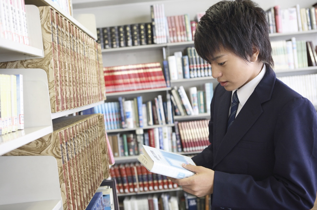 汗と涙がしみこんだ 学生服の洗い方とテカリ対策 コインランドリー総合サイト Laundrich 汗と涙がしみこんだ 学生服の洗い方とテカリ対策 コインランドリー総合サイト Laundrich